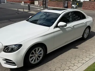 Brugt Mercedes E220 AMG line 194 HK (142 kW) 2016 Hvid Sedan