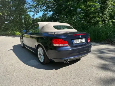 Gebraucht BMW 125 Cabriolet 218 PS (160 kW) 2008 Blau Cabrio