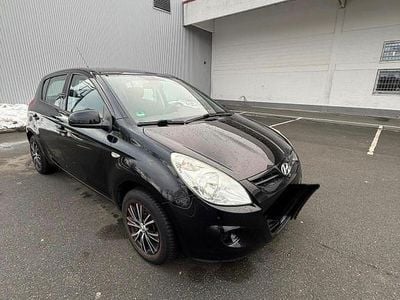 Schwarz Gebraucht 2011 Hyundai i20 Comfort Kleinwagen | 1.699 € (Superpreis)