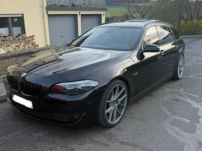 Gebraucht BMW 525 204 PS (150 kW) 2012 Schwarz Kombi