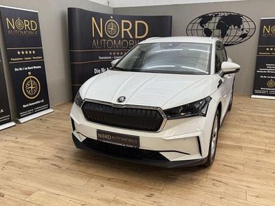 Moonweiss metallic (metallic) Gebraucht 2022 Skoda Enyaq iV SUV | 29.989 € (Superpreis)