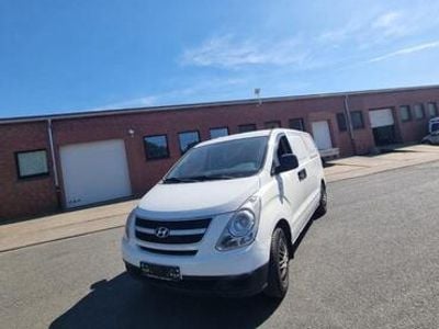 Hyundai H-1