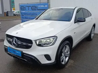 Second-hand Mercedes GLC300e 320 CP (235 kW) 2020 Alb Coupe