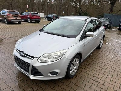Gebraucht Ford Focus Trend 116 PS (85 kW) 2012 Silber Limousine