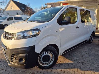 Gebraucht Opel Vivaro 120 PS (88 kW) 2020 Weiß Van / Kleinbus