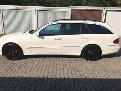 Mercedes E320