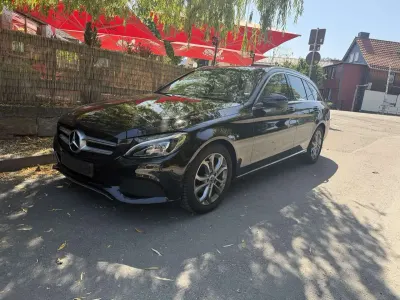 Gebraucht Mercedes C180 156 PS (114 kW) 2017 Obsidianschwarz  metalliclack Kombi