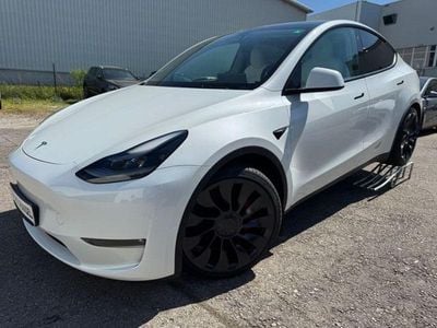 Second-hand Tesla Model Y Performance 392 kW (534 CP) 2024 Negru SUV