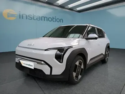 Używany Kia EV3 Earth 150 kW (204 KM) 2025 Biały SUV