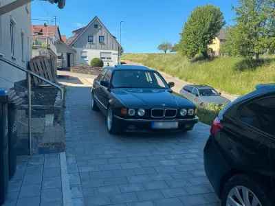 Gebraucht BMW 750 Sport Line 299 PS (219 kW) 1989 Blau Limousine