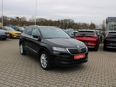 Schwarz Gebraucht 2018 Skoda Karoq Style SUV | 20.930 € (Etwas zu teuer)