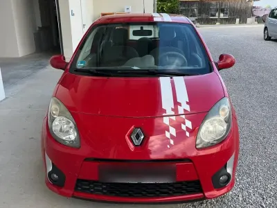 Gebraucht Renault Twingo 76 PS (55 kW) 2009 Rot Kleinwagen