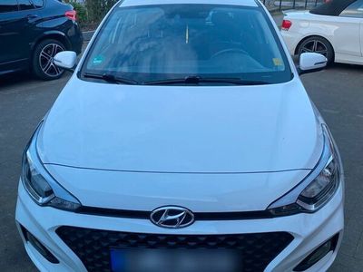 gebraucht Hyundai i20 1.2 Select 1. Hand 38.000 KM Garantie 01.2025