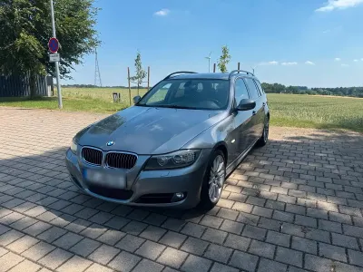 Gebraucht BMW 330 245 PS (180 kW) 2009 Grau Kombi