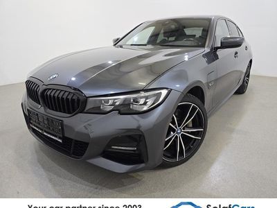 BMW 330e