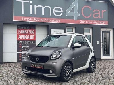 Grau Gebraucht 2017 Smart ForTwo Cabrio Brabus Cabrio | 19.890 € (Fairer Preis)