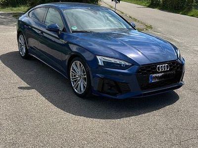Blau Gebraucht 2024 Audi A5 Sportback Business Kleinwagen | 41.999 € (Fairer Preis)