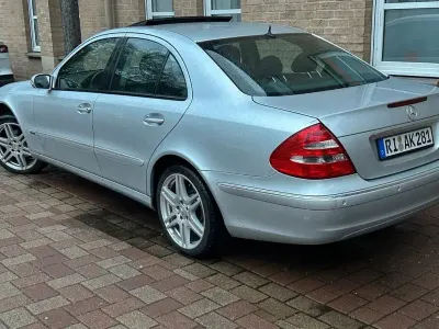 Gebraucht Mercedes E280 Elegance 190 PS (139 kW) 2005 Silber Limousine