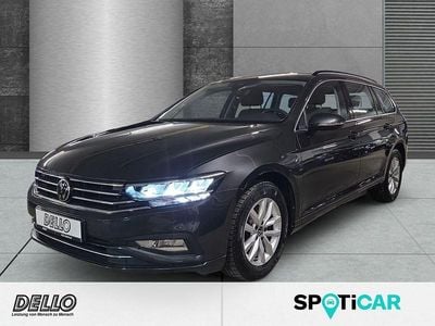 Gebraucht VW Passat Business 150 PS (110 kW) 2023 Mangangrau metallic Kombi