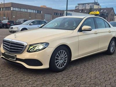 Usata Mercedes E220 Elegance 194 CV (142 kW) 2019 Beige Berlina