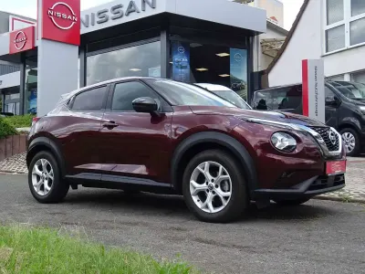 Gebraucht Nissan Juke N-Connecta 117 PS (86 kW) 2020 Burgundy SUV