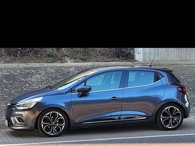 Gebraucht Renault Clio IV Intens 90 PS (66 kW) 2018 Grau Kleinwagen