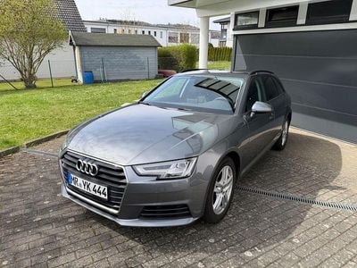Gebraucht Audi A4 150 PS (110 kW) 2018 Grau Kombi
