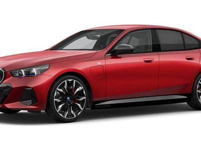 Usata BMW 550e Comfort Edition 489 CV (359 kW) 2025 Rosso Berlina