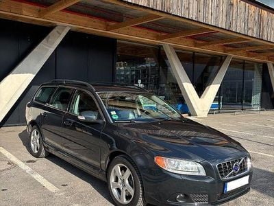 Gebraucht Volvo V70 Momentum 163 PS (119 kW) 2010 Grau Kombi