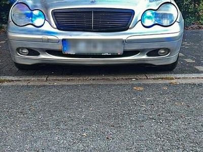 Mercedes C180