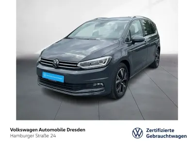 Gebraucht VW Touran Highline 150 PS (110 kW) 2023 Delfingrau metallic Van / Kleinbus