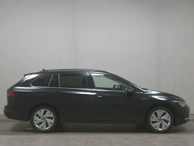 Brugt VW Golf VIII Style 150 HK (110 kW) 2023 Sort Sedan