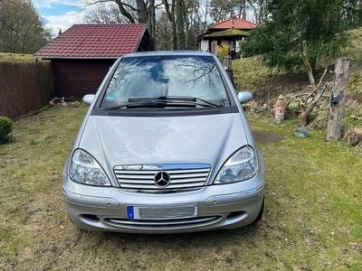 Second-hand Mercedes A160 Elegance 102 CP (75 kW) 2001 Argintiu Monovolum
