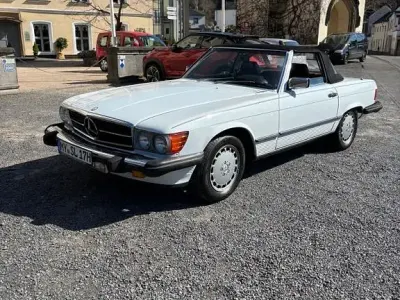 Używany Mercedes 560 230 KM (169 kW) 1988 Biały Kabriolet