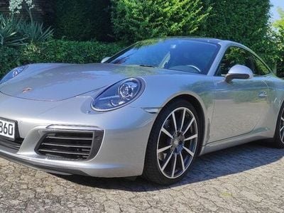 Porsche 911 Carrera