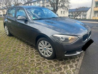 Gebraucht BMW 118 Urban Line 143 PS (105 kW) 2012 Grau Kleinwagen
