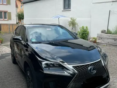 Gebraucht Lexus NX300h Sport Line 114 PS (83 kW) 2015 Schwarz SUV