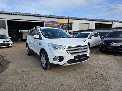 Weiß Gebraucht 2019 Ford Kuga Cool & Connect SUV | 7.999 € (Superpreis)