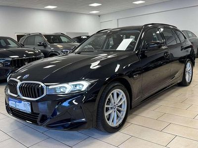 BMW 330e