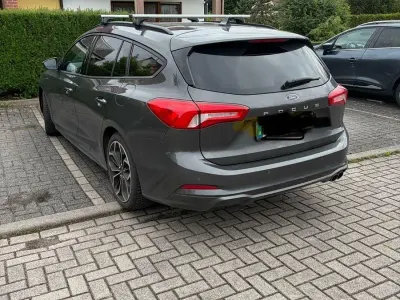 Gebraucht Ford Focus ST-Line 150 PS (110 kW) 2018 Grau Limousine