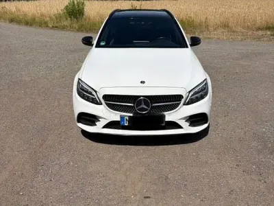Gebraucht Mercedes C200 AMG 184 PS (135 kW) 2019 Weiß Limousine