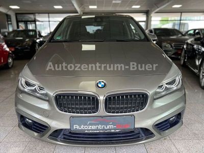 BMW 225