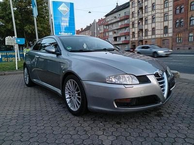 Grau Gebraucht 2004 Alfa Romeo GT Coupé | 5.200 €