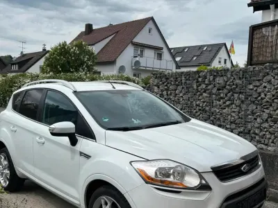 Gebraucht Ford Kuga ST-Line 136 PS (100 kW) 2009 Weiß SUV