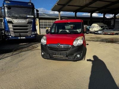 Gebraucht Opel Combo Selection 90 PS (66 kW) 2013 Rot Van / Kleinbus