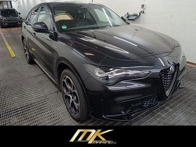 Nero vulcano, metallic Gebraucht 2024 Alfa Romeo Stelvio Veloce SUV | 39.990 € (Fairer Preis)