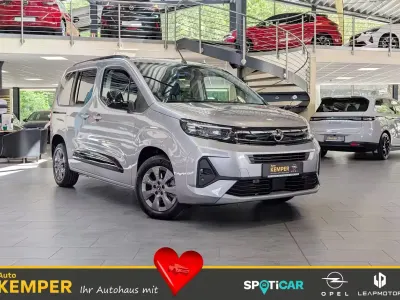 Gebraucht Opel Combo 131 PS (96 kW) 2024 Grau Van / Kleinbus