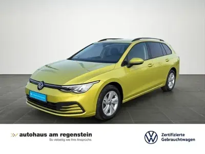 Gebraucht VW Golf VIII Life 116 PS (85 kW) 2023 Gelb Kombi