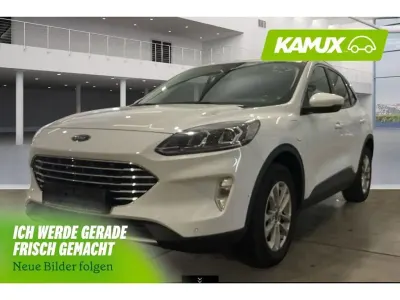 Używany Ford Kuga Titanium 225 KM (165 kW) 2022 Biały SUV