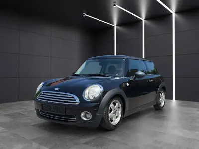 Gebraucht Mini ONE Pepper 75 PS (55 kW) 2010 Schwarz Kleinwagen